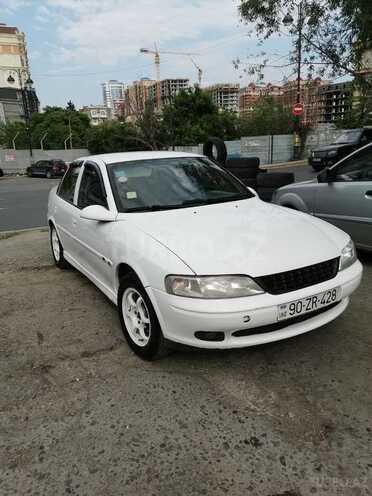 Opel Vectra 1999, 240,000 km - 1.8 l - Bakı