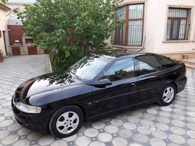 Opel Vectra 1999, 290,000 km - 1.8 l - Bakı