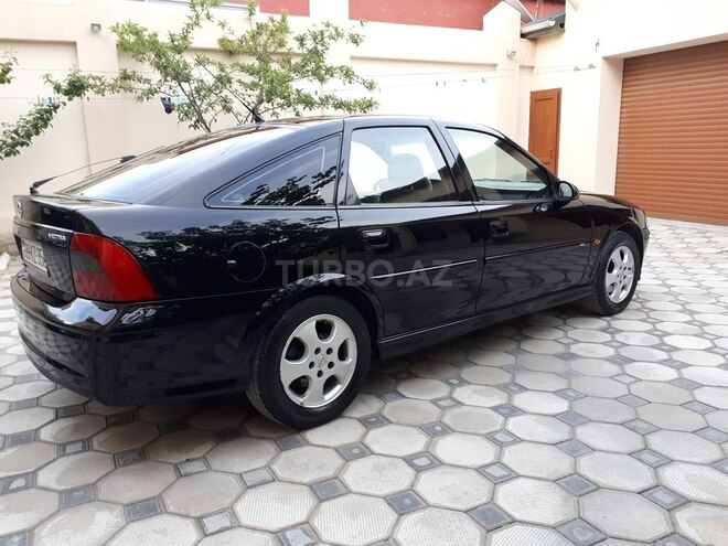 Opel Vectra 1999, 290,000 km - 1.8 l - Bakı