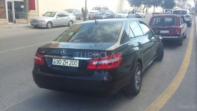 Mercedes E 200 2010, 280,000 km - 2.2 l - Bakı