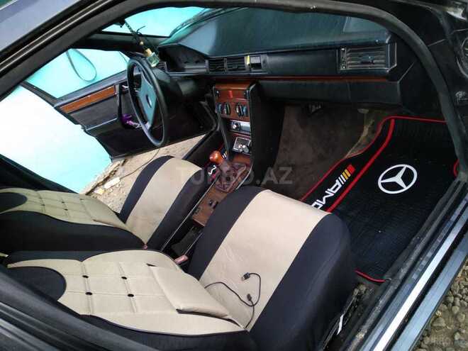 Mercedes E 250 1992, 500,000 km - 2.5 l - Masallı