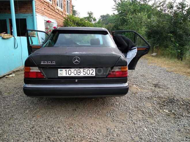 Mercedes E 250 1992, 500,000 km - 2.5 l - Masallı