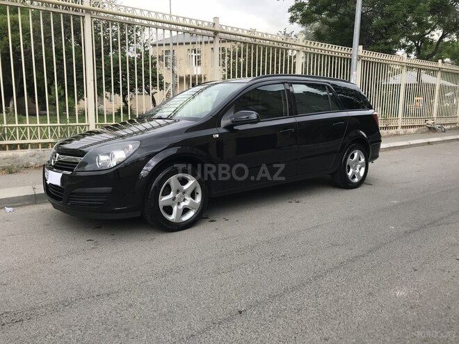 Opel Astra 2006, 243,000 km - 1.4 л - Bakı