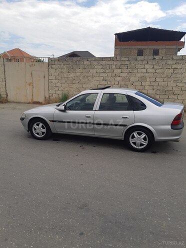 Opel Vectra 1998, 290,000 km - 1.8 l - Bakı
