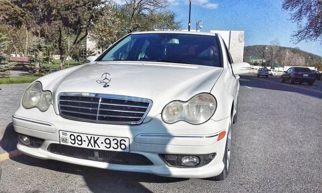 Mercedes C 230 2006, 340,000 km - 2.3 l - Qəbələ