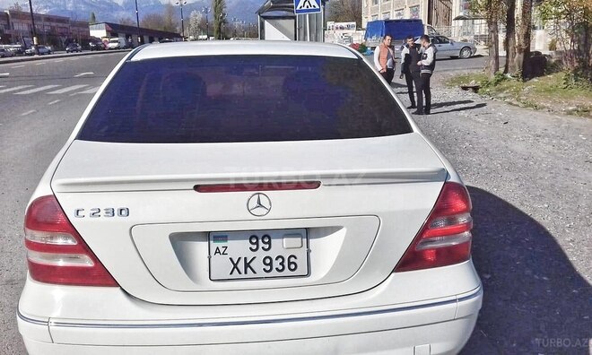 Mercedes C 230 2006, 340,000 km - 2.3 l - Qəbələ
