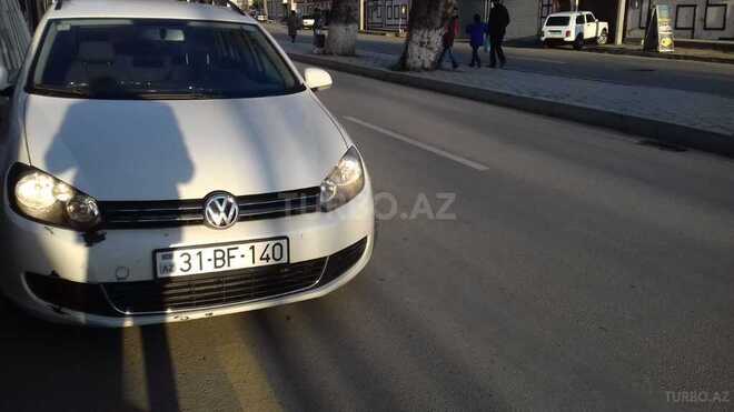 Volkswagen Golf 2010, 300,000 km - 1.6 l - İsmayıllı