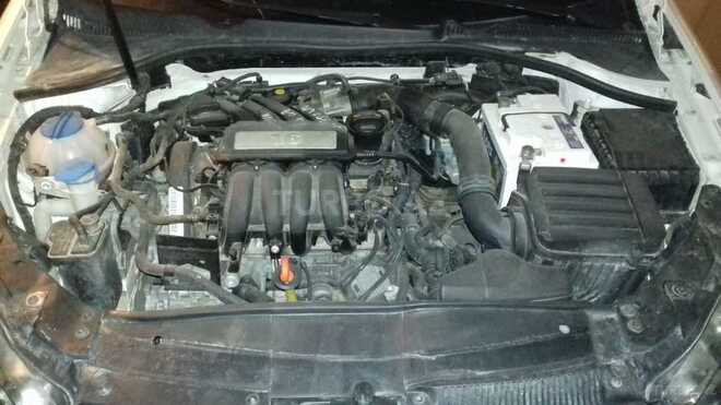 Volkswagen Golf 2010, 300,000 km - 1.6 l - İsmayıllı
