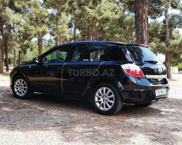 Opel Astra 2005, 149,000 km - 1.6 l - Qusar