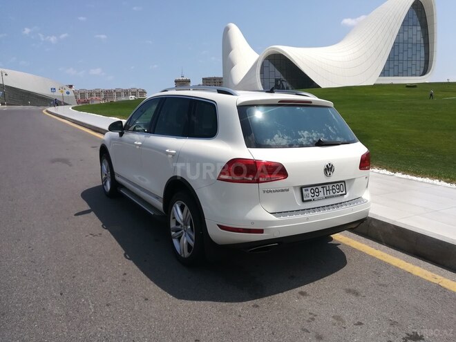 Volkswagen Touareg 2011, 144,000 km - 3.6 л - Bakı