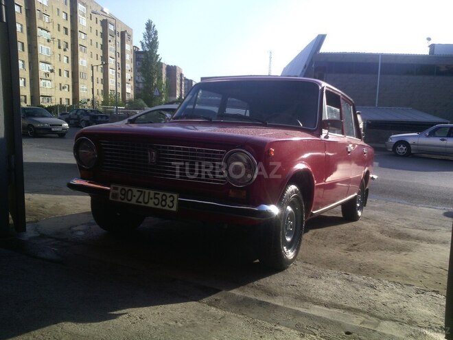LADA (VAZ) 21011 1981, 400,000 km - 1.6 l - Bakı