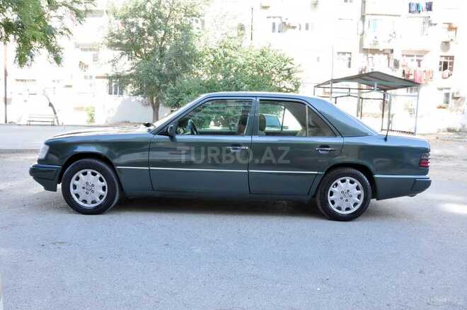 Mercedes E 300 1994, 450,000 km - 3.0 l - Bakı