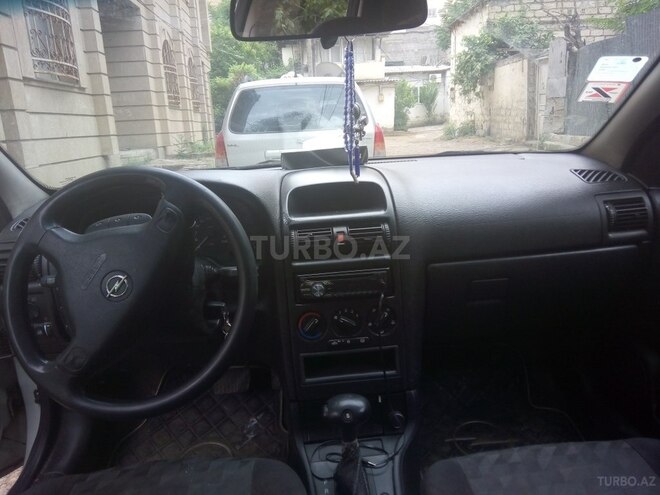 Opel Astra 2000, 320,000 km - 1.8 l - Bakı
