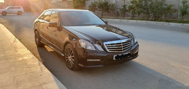 Mercedes E 350 2009, 176,000 km - 3.5 l - Sumqayıt