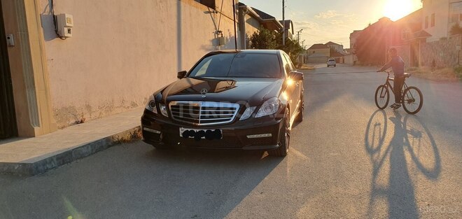 Mercedes E 350 2009, 176,000 km - 3.5 l - Sumqayıt