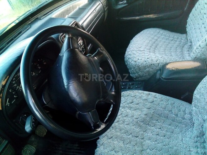 GAZ 3110 2001, 200,001 km - 2.4 l - Sabirabad