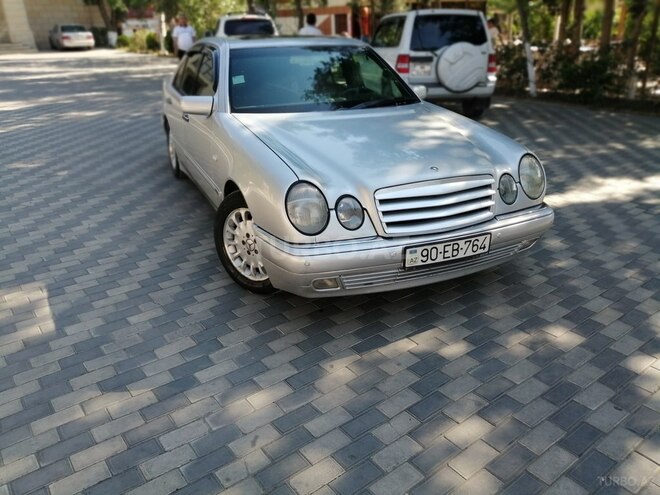 Mercedes E 230 1997, 295,000 km - 2.3 l - Bakı