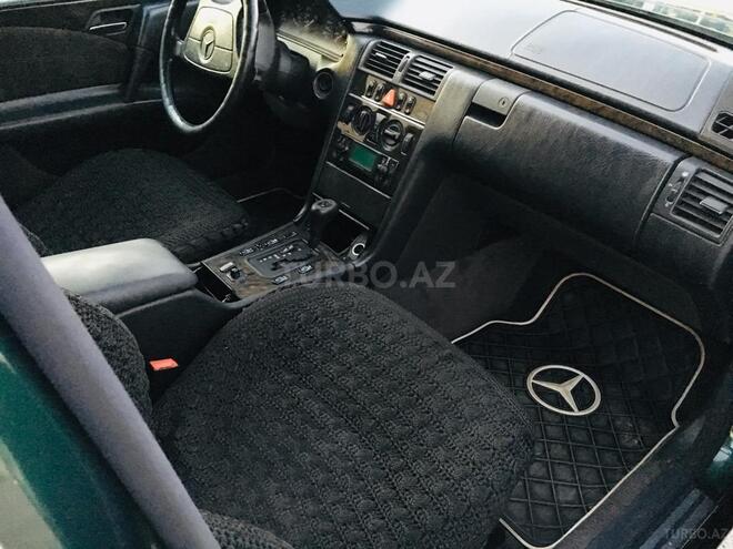 Mercedes E 280 1998, 180,000 km - 2.8 л - Sumqayıt