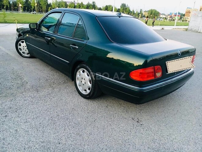 Mercedes E 280 1998, 180,000 km - 2.8 л - Sumqayıt