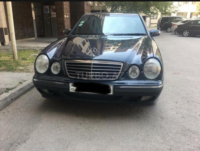 Mercedes E 270 1999, 225,000 km - 2.7 l - Bakı
