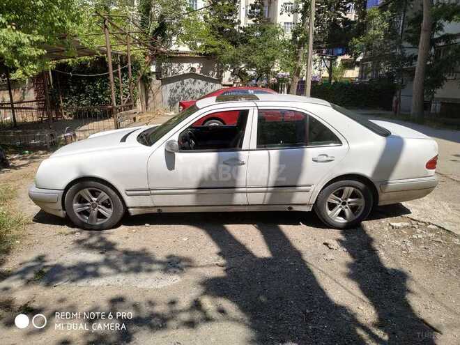 Mercedes E 220 1998, 400,000 km - 2.2 l - Bakı