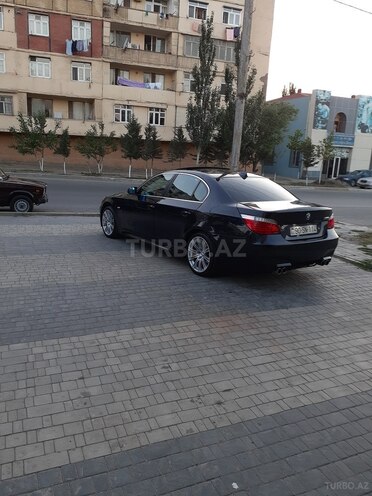 BMW 525 2003, 298,000 km - 2.5 л - Sumqayıt