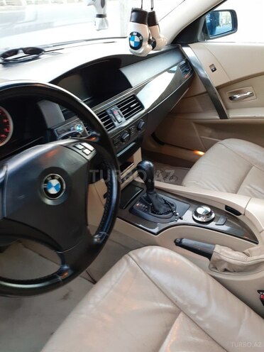BMW 525 2003, 298,000 km - 2.5 л - Sumqayıt