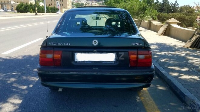 Opel Vectra 1994, 415,000 km - 1.8 l - Bakı