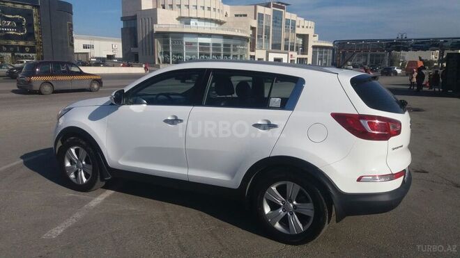 Kia Sportage 2011, 215,000 km - 2.0 л - Bakı