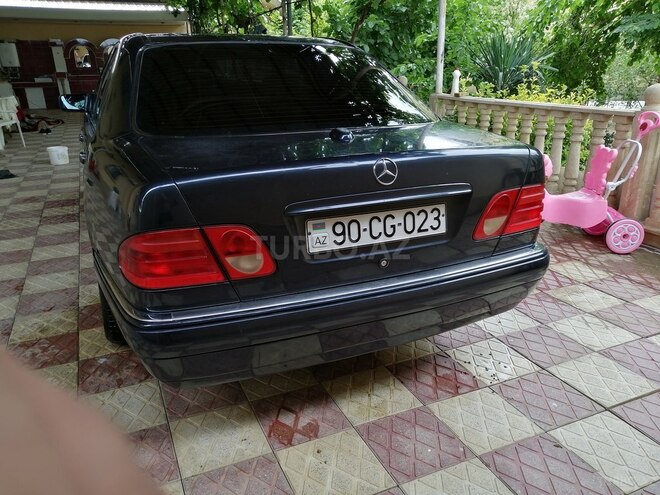 Mercedes E 280 1997, 305,018 km - 2.8 l - Bakı