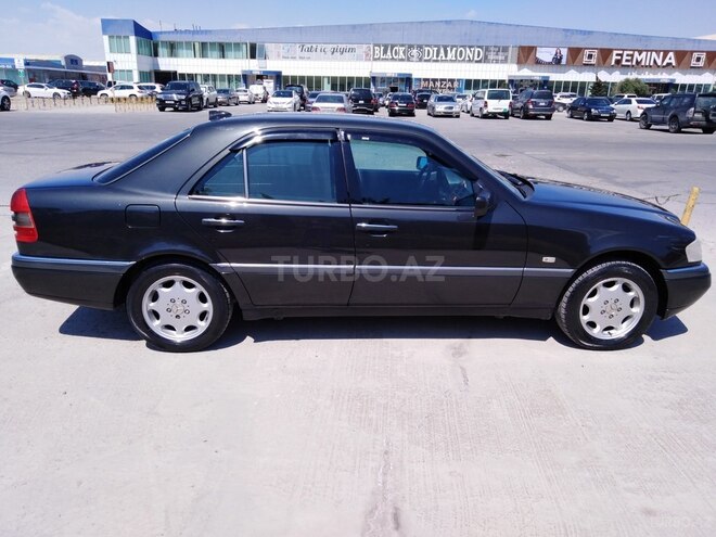 Mercedes C 220 1996, 128,000 km - 2.2 l - Bakı
