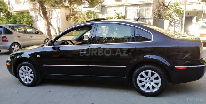 Volkswagen Passat 2002, 246,580 km - 1.8 л - Bakı