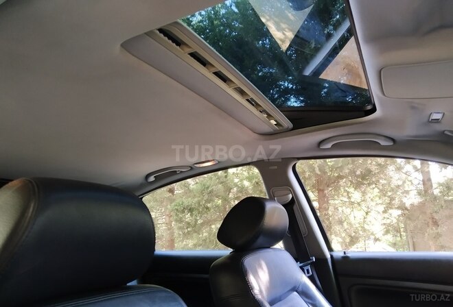Volkswagen Passat 2002, 246,580 km - 1.8 л - Bakı