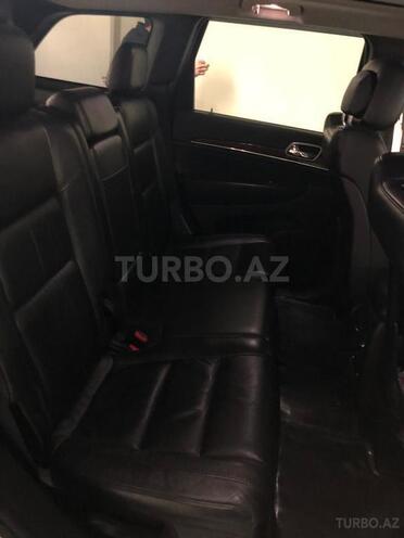 Jeep Grand Cherokee 2012, 155,000 km - 3.0 л - Qax