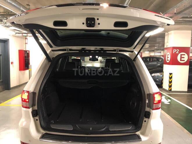 Jeep Grand Cherokee 2012, 155,000 km - 3.0 л - Qax