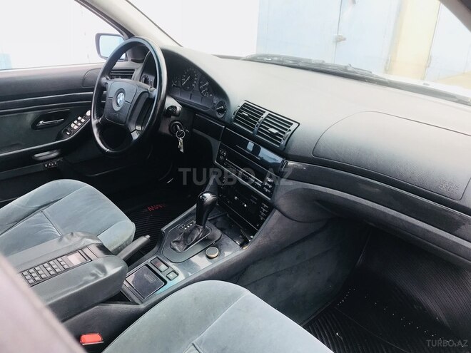 BMW 528 1996, 321,000 km - 2.8 л - Xırdalan