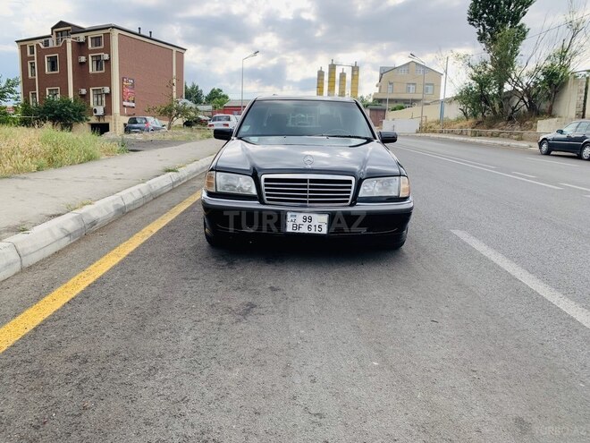 Mercedes C 280 1999, 230,000 km - 2.8 l - Bakı