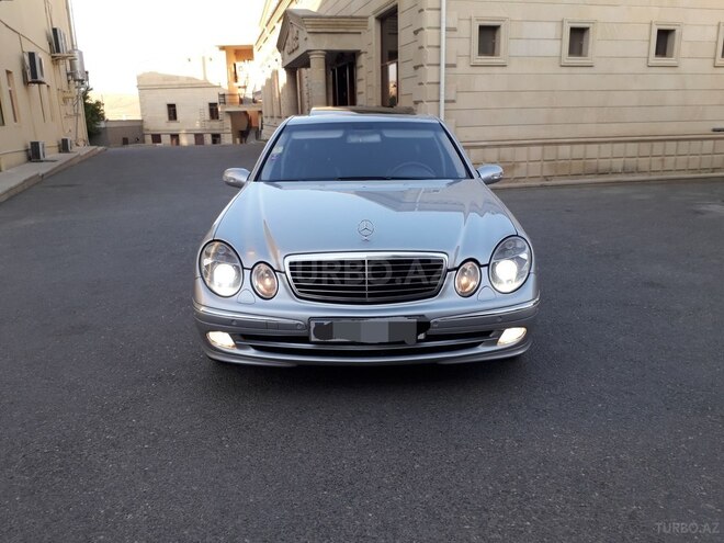 Mercedes E 240 2004, 218,321 km - 2.6 л - Bakı