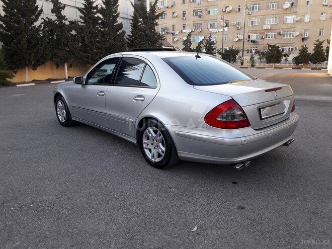 Mercedes E 240 2004, 218,321 km - 2.6 л - Bakı
