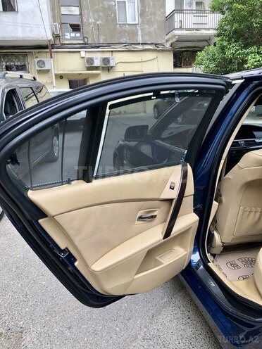 BMW 525 2005, 213,000 km - 2.5 л - Bakı