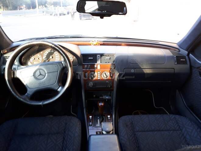 Mercedes C 200 1995, 348,900 km - 2.0 l - Bakı