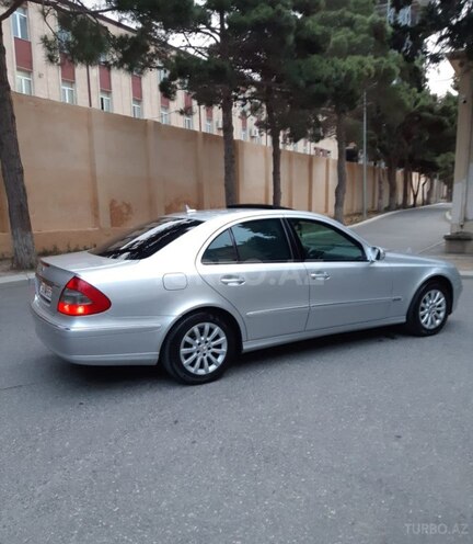 Mercedes E 220 2007, 274,335 km - 2.2 l - Bakı