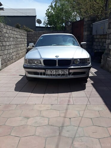 BMW 735 2001, 338,742 km - 3.5 l - Bakı