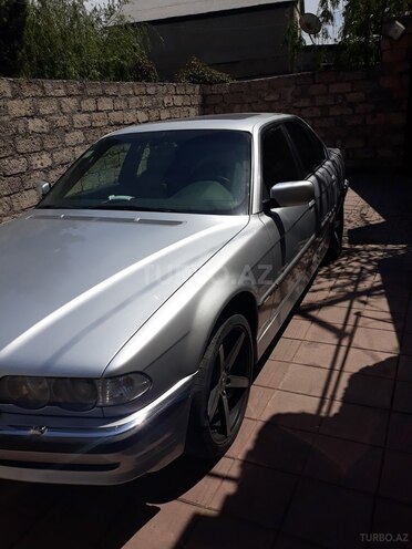 BMW 735 2001, 338,742 km - 3.5 l - Bakı
