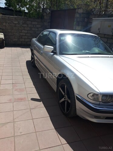BMW 735 2001, 338,742 km - 3.5 l - Bakı