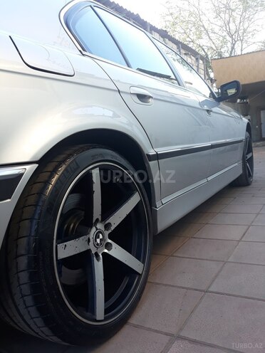 BMW 735 2001, 338,742 km - 3.5 l - Bakı