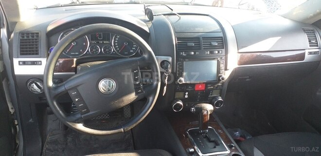 Volkswagen Touareg 2005, 352,302 km - 0.1 л - Yevlax