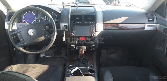 Volkswagen Touareg 2005, 352,302 km - 0.1 л - Yevlax