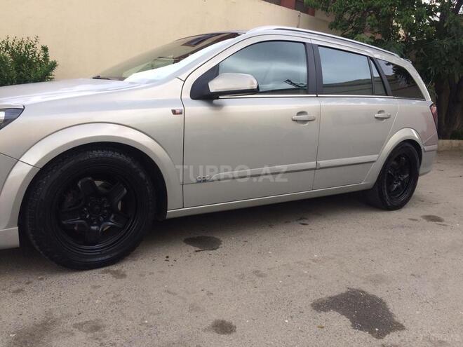 Opel Astra 2005, 210,000 km - 1.4 л - Bakı