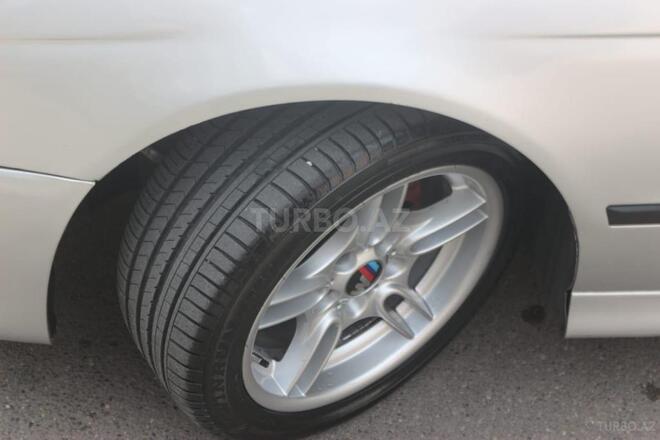 BMW 528 1999, 341,000 km - 2.8 l - Bakı